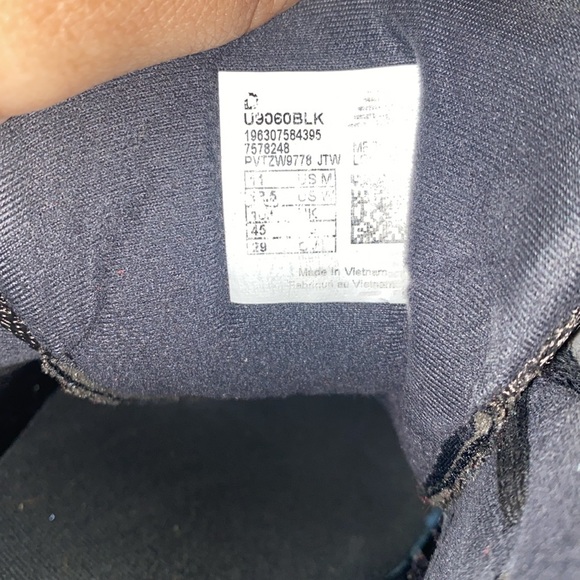 Men New Balance 9060 sneakers - Picture 4 of 4